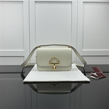 GUCCI  2026新款女生時尚皮夾 尺寸：22.5*14*8CM