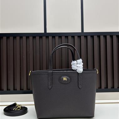 BURBERRY   2025新款女生時尚包包   尺寸：22*10*20CM