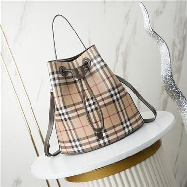 BURBERRY   2025新款女生時尚包包   尺寸：16x26x26CM