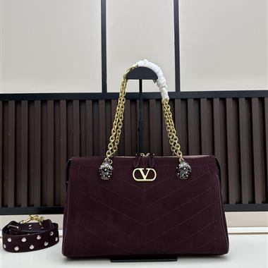 Valentino   2025新款女生時尚包包   尺寸：33*19.5*9CM