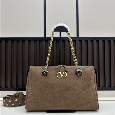 Valentino   2025新款女生時尚包包   尺寸：33*19.5*9CM