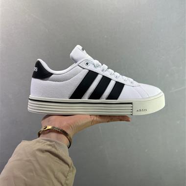 Adidas Barreda Daily 4.0 舒適減震低幫休閒板鞋