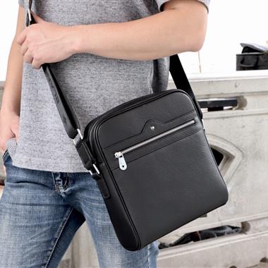 Montblanc   2026新款男生時尚包包 尺寸：25*28*5CM