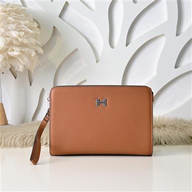 HERMES   2026新款男生時尚包包 尺寸：26*16*4CM
