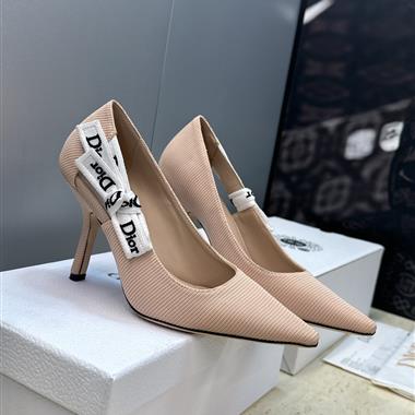 DIOR   2026新款女生休閒時尚鞋子