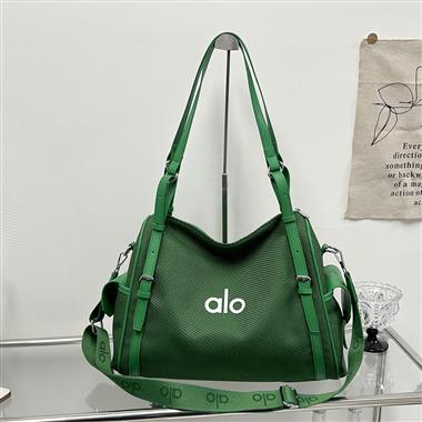 ALO   2026新款時尚休閒包   尺寸：40*17*27CM