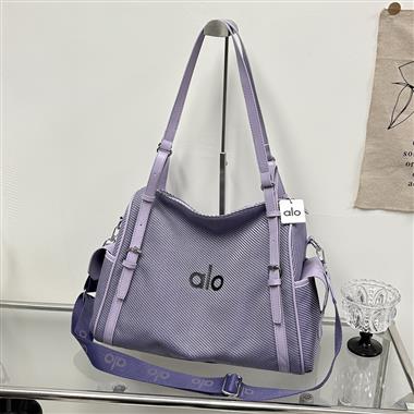 ALO   2026新款時尚休閒包   尺寸：40*17*27CM