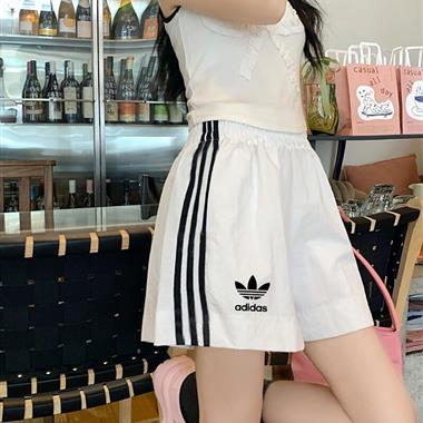 ADIDAS   2026夏季新款休閒短褲