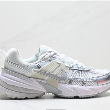 NIKE V2K RUN跑步鞋復古風潮 網面透氣運動鞋