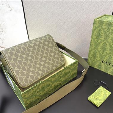 GUCCI   2026新款男生時尚包包 尺寸：20*27CM