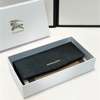 BURBERRY   2026新款時尚包包 尺寸：19x10CM