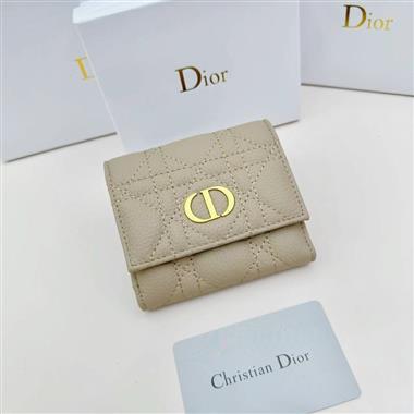 DIOR   2026新款時尚包包 尺寸：11*10*2CM