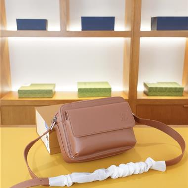 LOUIS VUITTON   2026新款男生時尚包包 尺寸：24x18x7CM