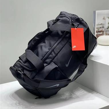 NIKE 2026新款時尚休閒包  尺寸：52*28*25CM