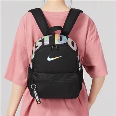 NIKE   2026新款時尚休閒包  尺寸：31  *25* 12CM