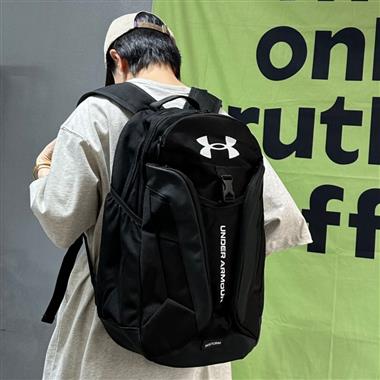 Under Armour    2026新款時尚休閒包  尺寸：48*30*20CM