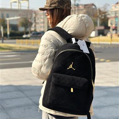 NIKE   2026新款時尚休閒包  尺寸：43*30*18CM