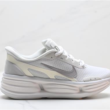 Nike Comfort Ride EasyOn 舒適貼合 透氣支撐跑步鞋