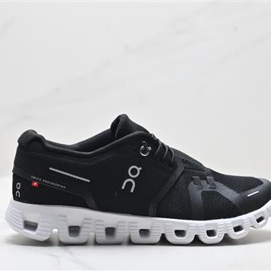 On 昂跑 Cloud 5 輕量運動休閒鞋
