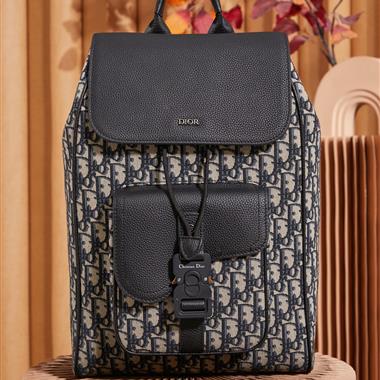 DIOR   2026新款男生時尚包包 尺寸：26.5*41*14.5CM