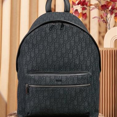 DIOR   2026新款男生時尚包包 尺寸：30*42*15CM