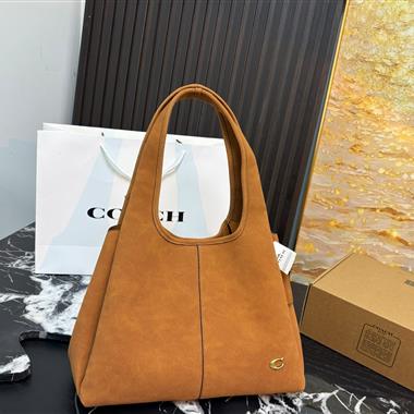 COACH   2026新款女生時尚包包  尺寸：35*27CM