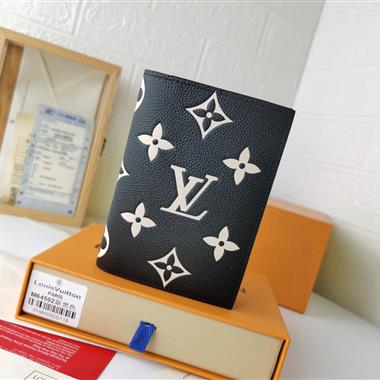 LOUIS VUITTON   2026新款時尚包包  尺寸：10*14*2.5CM