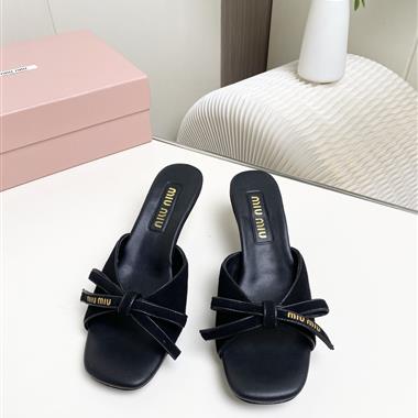 MIUMIU  2026新款女生休閒時尚鞋子