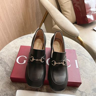 GUCCI   2026新款女生休閒時尚鞋子