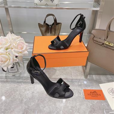 HERMES   2026新款女生休閒時尚鞋子