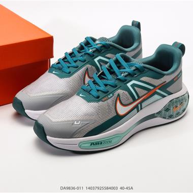 Nike Zoom Winflo V2 跑步鞋