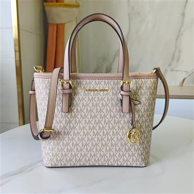 MICHAEL KORS  2026新款時尚包包  尺寸：23*19*11CM