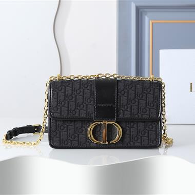 DIOR  2026新款女生時尚包包  尺寸：25*16.5*9CM