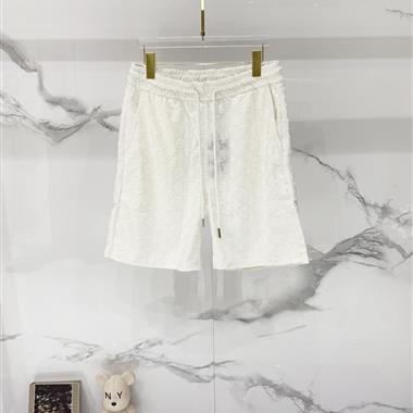 LouisVuitton  2026夏季新款休閒短褲  尺寸偏大