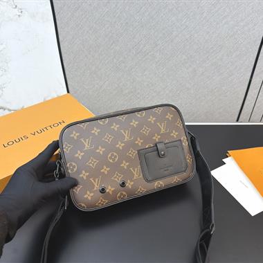 LOUIS VUITTON    2026新款男生時尚包包 尺寸：26*17CM