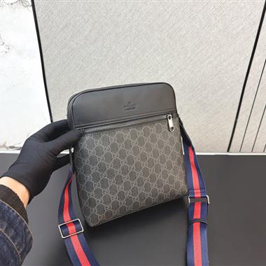 GUCCI   2026新款男生時尚包包 尺寸：23*27CM