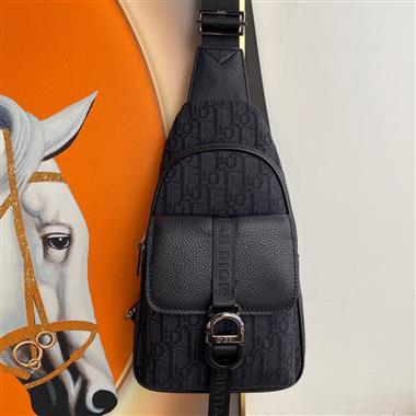 DIOR   2026新款男生時尚包包 尺寸：29*5*17CM