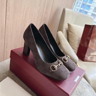 GUCCI   2026新款女生休閒時尚鞋子