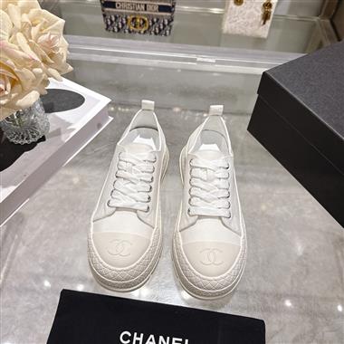  2026新款女生休閒時尚鞋子