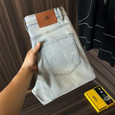 LouisVuitton   2026夏季新款休閒牛仔褲