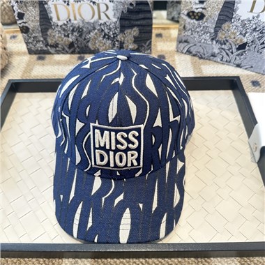 DIOR   2026新款時尚帽子