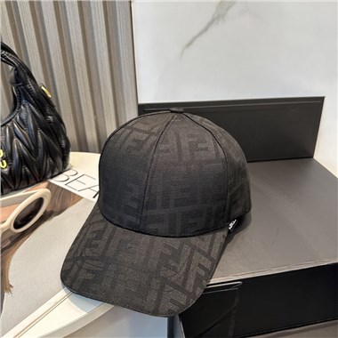 FENDI   2026新款時尚帽子