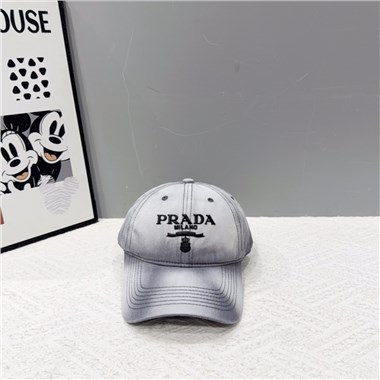 PRADA   2026新款時尚帽子