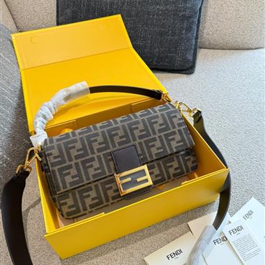 FENDI   2026新款女生時尚包包  尺寸：28CM