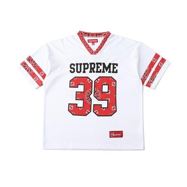 Supreme    2026夏季新款短袖T恤  尺寸偏大