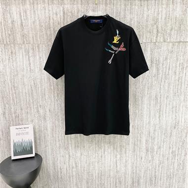 LouisVuitton   2026夏季新短袖T恤   尺寸偏大