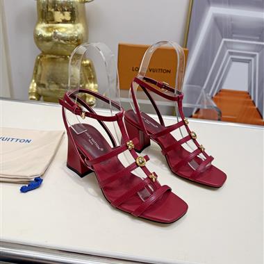 Louis Vuitton  2026新款女生休閒時尚鞋子