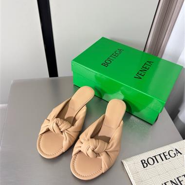 BOTTEGA VENETA  2026新款女生休閒時尚鞋子