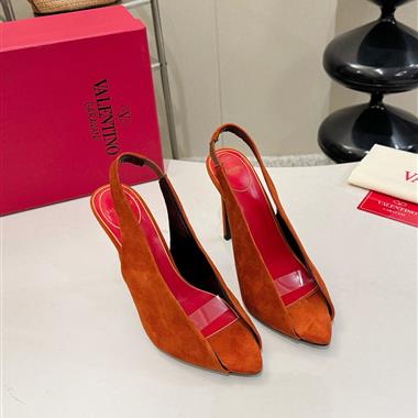 Valentino    2026新款女生休閒時尚鞋子