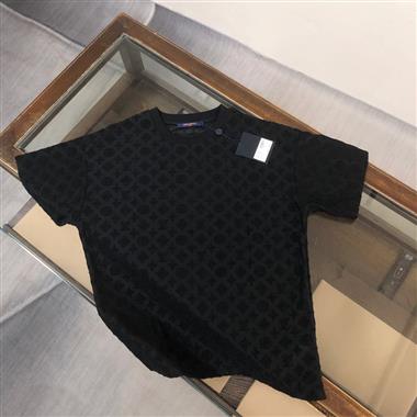 LouisVuitton   2026夏季新款短袖T恤  尺寸偏大